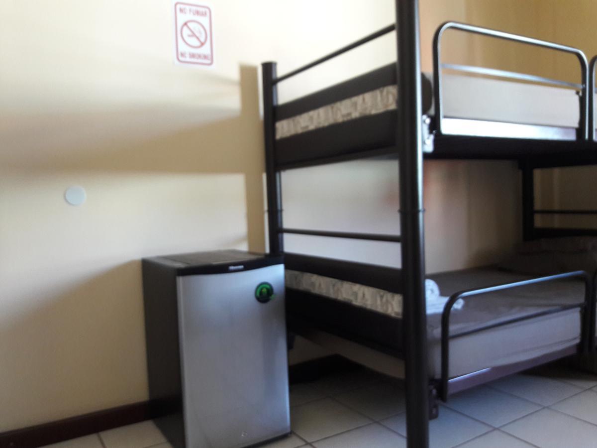 Hostal Alme *