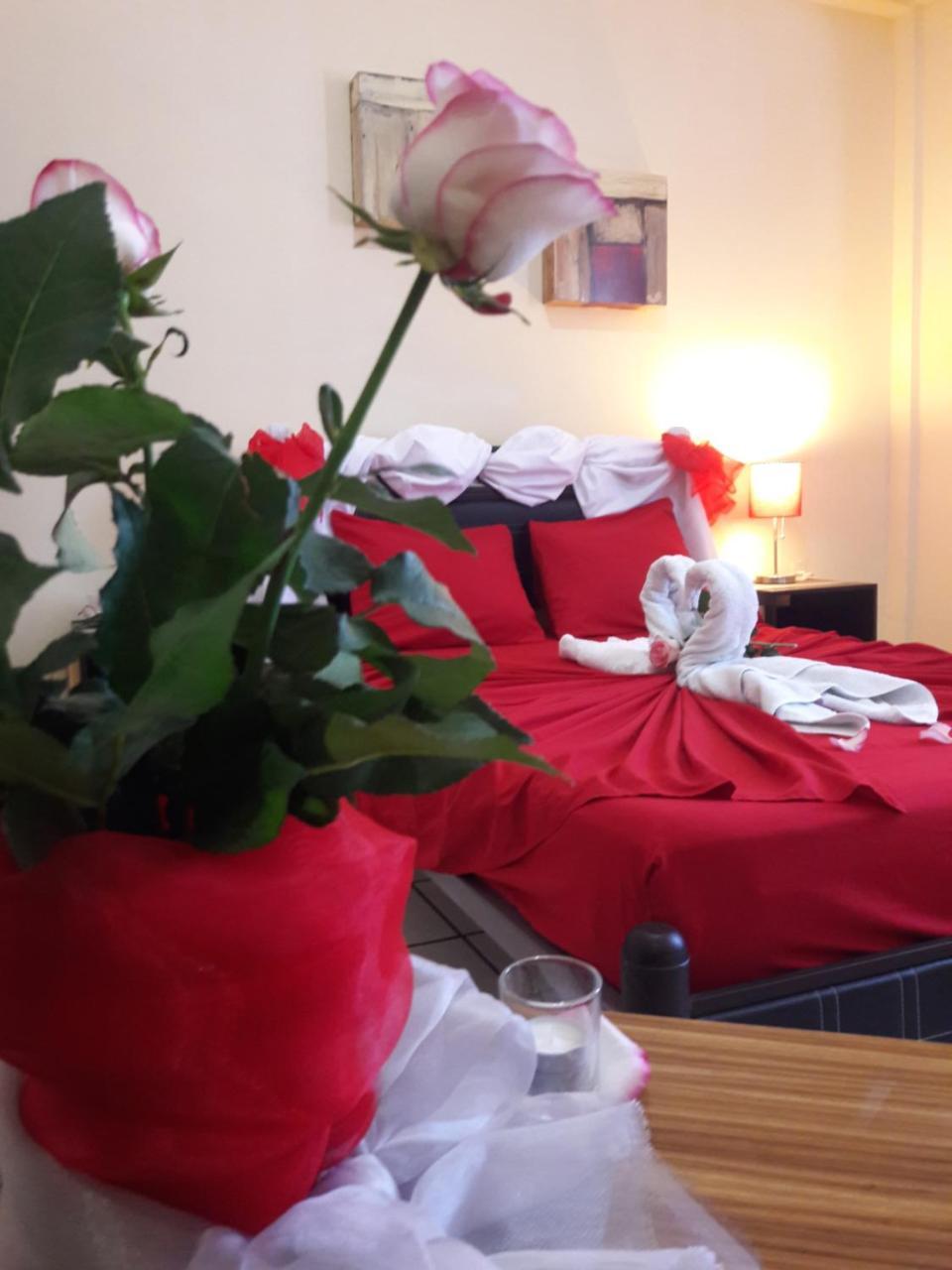Alme Hostal *